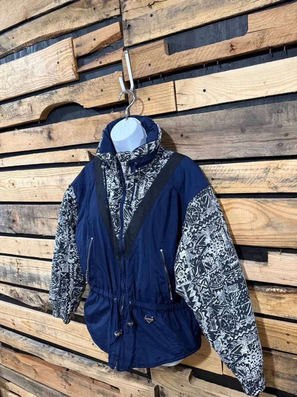 Vintage Fera Skiwear Ski Jacket Coat Women’s‎ Size 10 Navy/Black/White